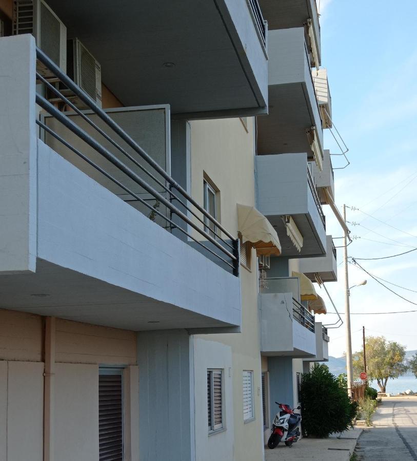 Perigiali Beach Apartment - 2 Free Bikes Perigialion Luaran gambar